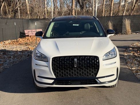 New 2026 Lincoln Corsair Grand Touring image 8