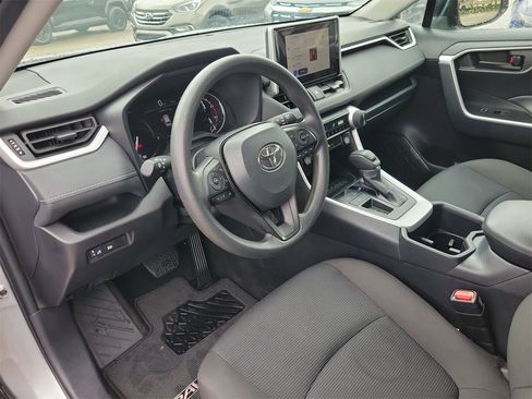 Used 2025 Toyota RAV4 LE image 15