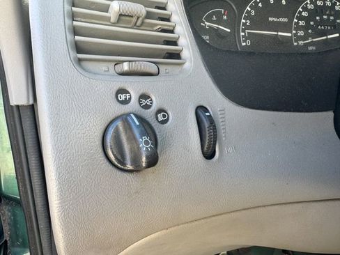 Used 2000 Ford Ranger XL image 22