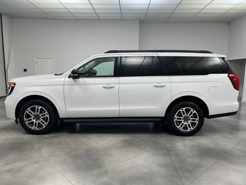 Used 2025 Ford Expedition Max Active image 4