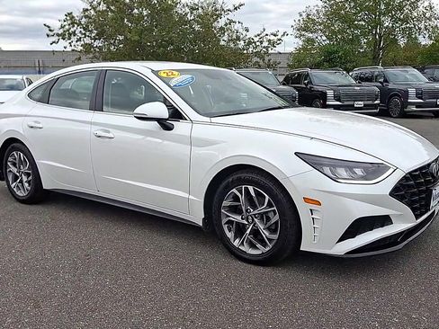 Certified 2022 Hyundai Sonata SEL image 2