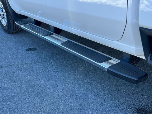 Used 2025 Chevrolet Silverado 2500 LT w/ Convenience Package image 12