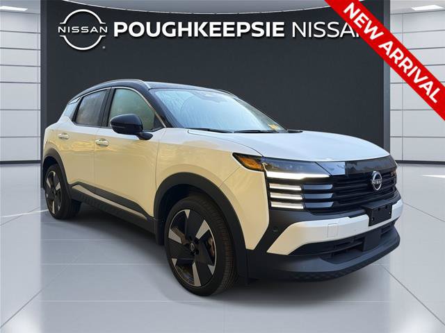 Certified 2025 Nissan Kicks SR AWD/4WD image 1