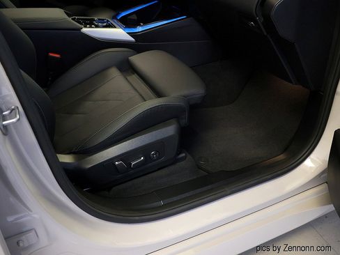 Certified 2025 BMW X3 M50 w/ Premium Package image 37