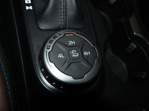 Used 2024 Ford Bronco Outer Banks image 18