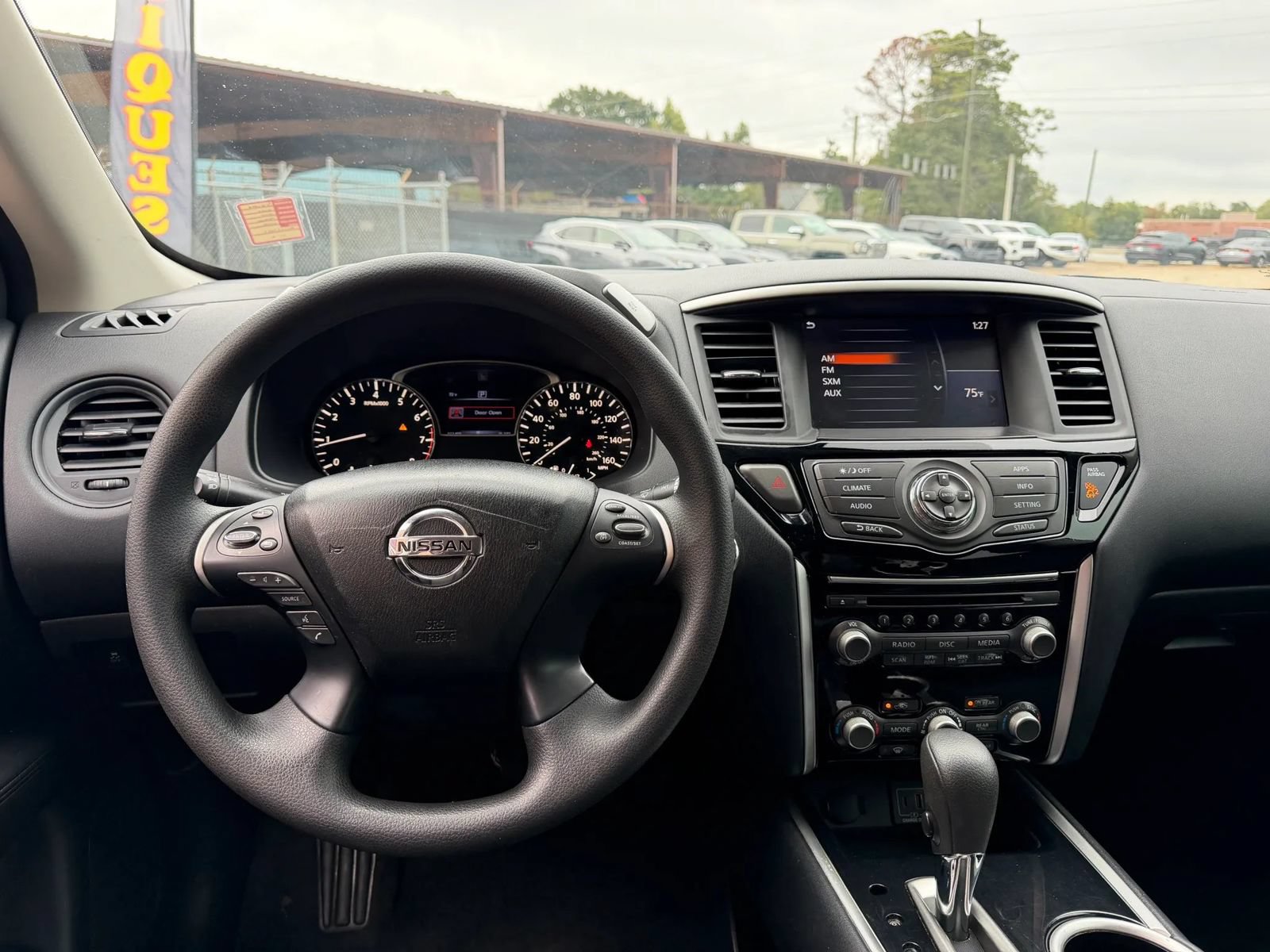 Used 2020 Nissan Pathfinder S FWD image 20