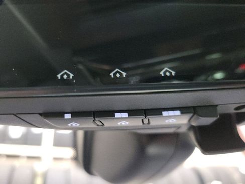 New 2026 Land Rover Range Rover SE image 37