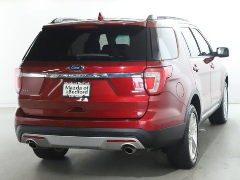Used 2016 Ford Explorer XLT w/ Equipment Group 202A AWD/4WD image 45
