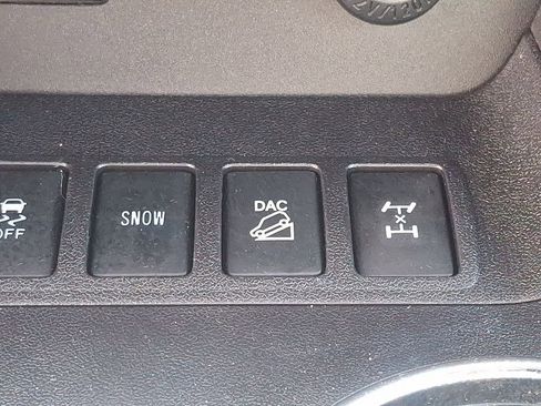 Used 2016 Toyota Highlander Plus image 21