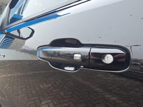 Used 2023 Chevrolet Colorado Z71 w/ Z71 Convenience Package 2 image 16