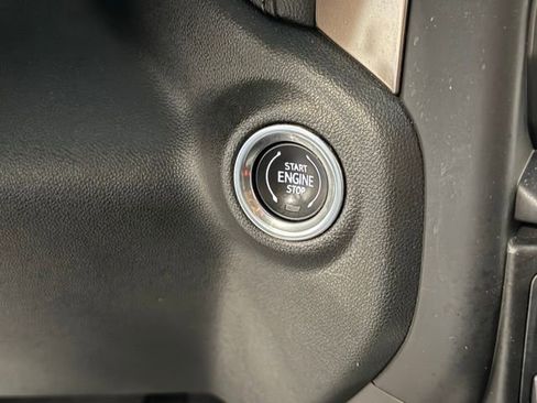 Used 2022 Chevrolet Silverado 2500 High Country w/ Z71 Off-Road Package image 18