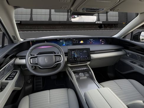 New 2026 Lincoln Nautilus Reserve AWD/4WD image 9