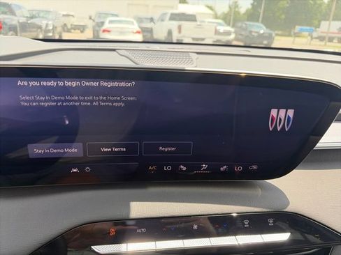 New 2026 Buick Enclave Sport Touring w/ LPO, Floor Liner Package AWD/4WD image 22