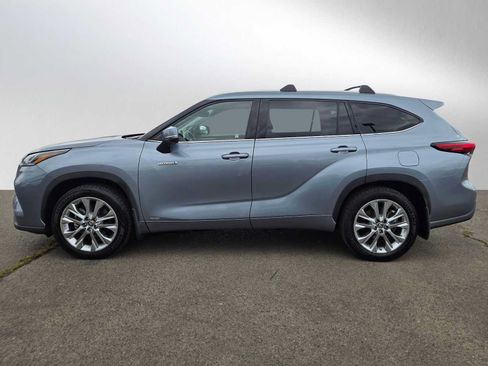 Used 2021 Toyota Highlander Limited AWD/4WD image 7