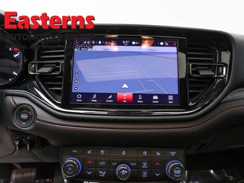 Used 2024 Dodge Durango R/T AWD/4WD image 12