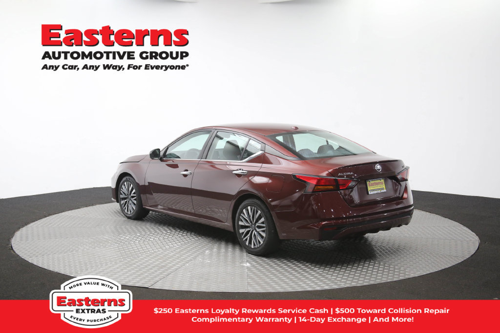 Used 2024 Nissan Altima 2.5 SV FWD image 67