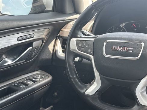 Used 2019 GMC Terrain SLT w/ Preferred Package image 18