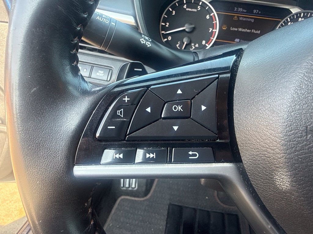 Used 2019 Nissan Altima 2.0 SR FWD image 21