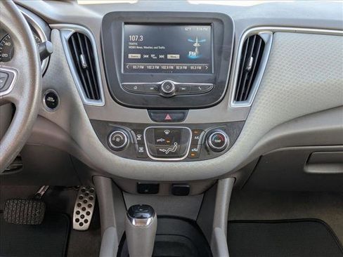 Used 2016 Chevrolet Malibu LS image 14