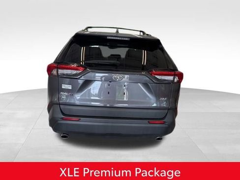 Used 2023 Toyota RAV4 XLE Premium FWD image 5
