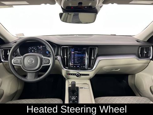 Used 2022 Volvo S60 B5 Momentum w/ Premium Package image 14