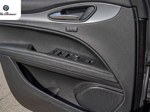 New 2025 Alfa Romeo Stelvio Sprint w/ Veloce Package image 18