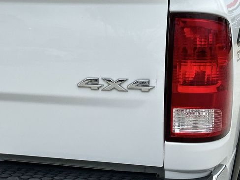 Used 2018 RAM 2500 Tradesman w/ Chrome Appearance Group image 7