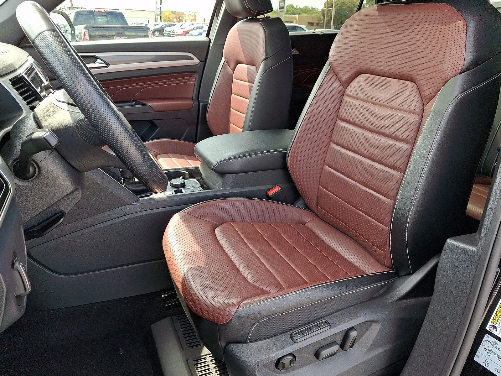 Used 2021 Volkswagen Atlas Cross Sport SEL Premium R-Line AWD/4WD image 14