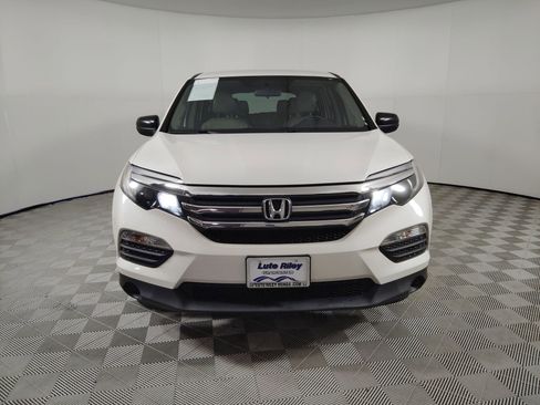 Certified 2017 Honda Pilot LX image 6
