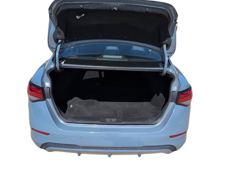 Used 2024 Nissan Sentra SV FWD image 6