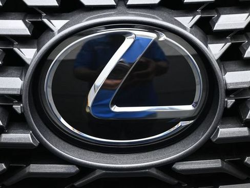 Certified 2022 Lexus RX 350 AWD w/ Premium Package image 31