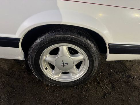 Used 1990 Ford Mustang LX RWD image 13