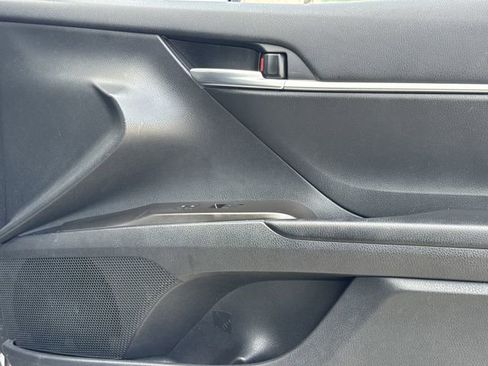 Used 2024 Toyota Camry SE image 26