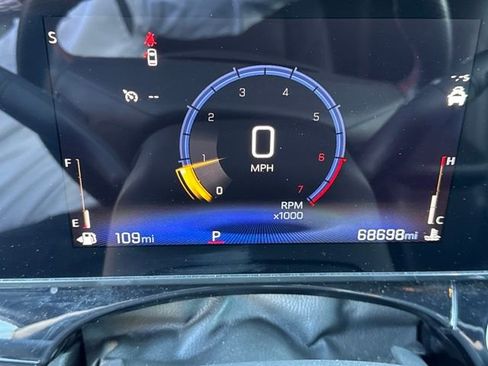 Used 2024 Chevrolet Trax RS image 19