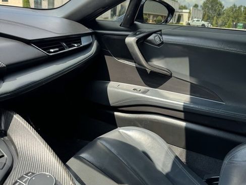 Used 2019 BMW i8 Roadster image 36