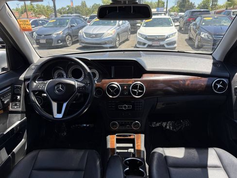 Used 2013 Mercedes-Benz GLK 350 4MATIC image 15