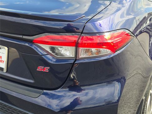 Used 2022 Toyota Corolla SE image 13