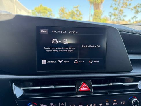 Used 2026 Kia Niro LX FWD image 20
