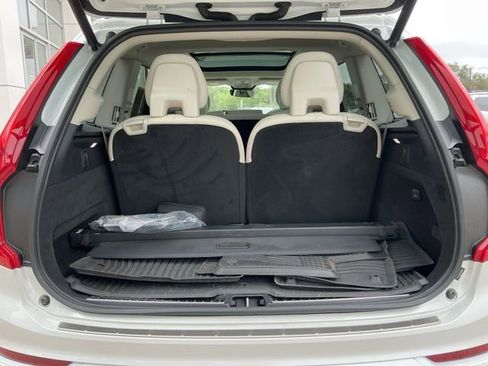 Certified 2023 Volvo XC90 B5 Core w/ Protection Package Premier AWD/4WD image 11
