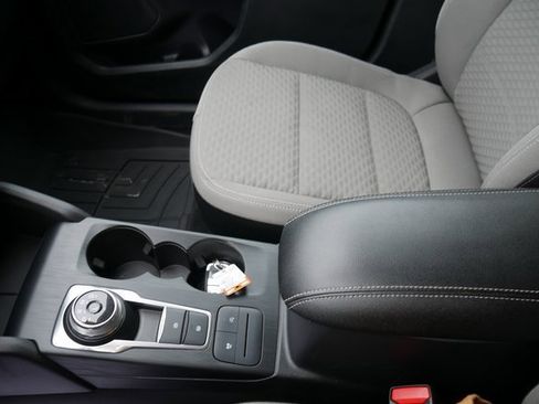 Used 2022 Ford Escape SE w/ Cold Weather Package image 22