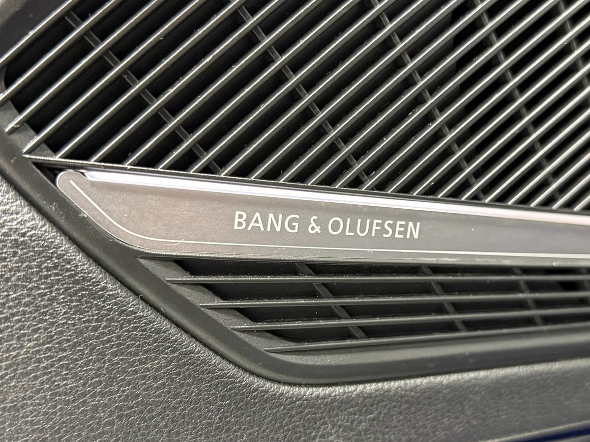 Used 2019 Audi A4 2.0T Prestige AWD/4WD image 12