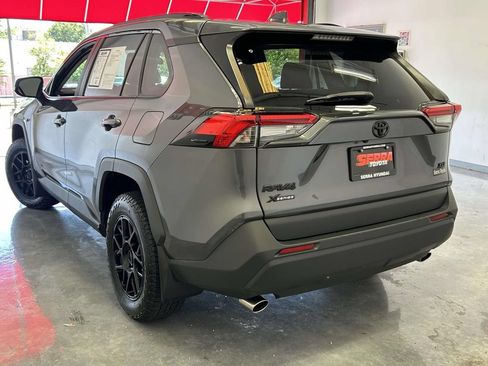 Used 2025 Toyota RAV4 XLE w/ Convenience Package FWD image 5