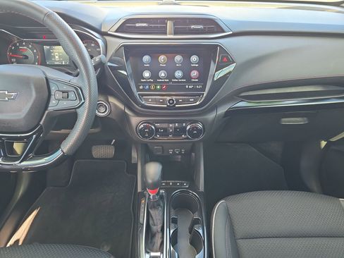 Used 2023 Chevrolet TrailBlazer RS w/ Convenience Package image 10