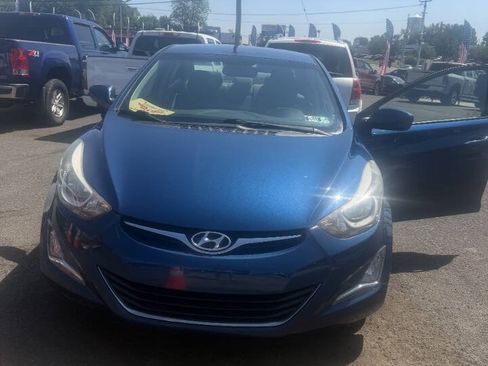 Used 2016 Hyundai Elantra SE w/ Option Group 02 FWD image 22