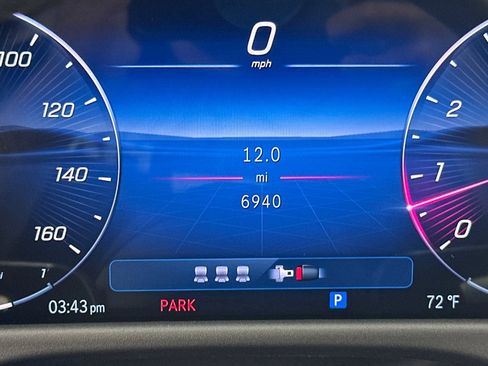 Used 2025 Mercedes-Benz E 350 Sedan image 24