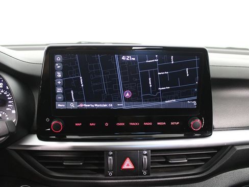 Used 2024 Kia Forte GT-Line FWD image 19