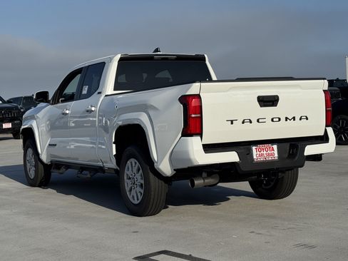 New 2026 Toyota Tacoma SR5 RWD image 12
