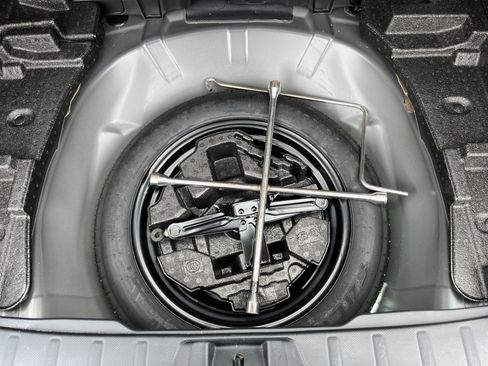 Used 2020 Subaru Forester w/ Alloy Wheel Package AWD/4WD image 14