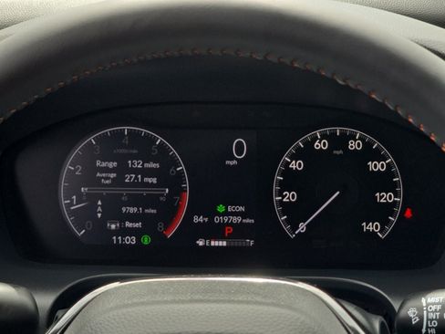 Used 2025 Honda HR-V Sport image 14