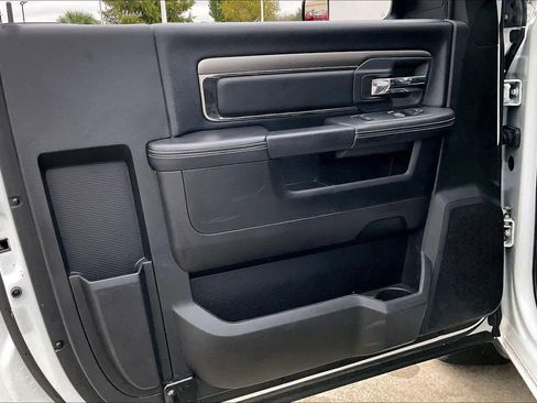 Used 2018 RAM 1500 Sport image 16